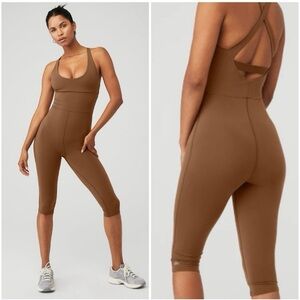 ALO Yoga One Piece jumpsuit capris brown sports bra High support